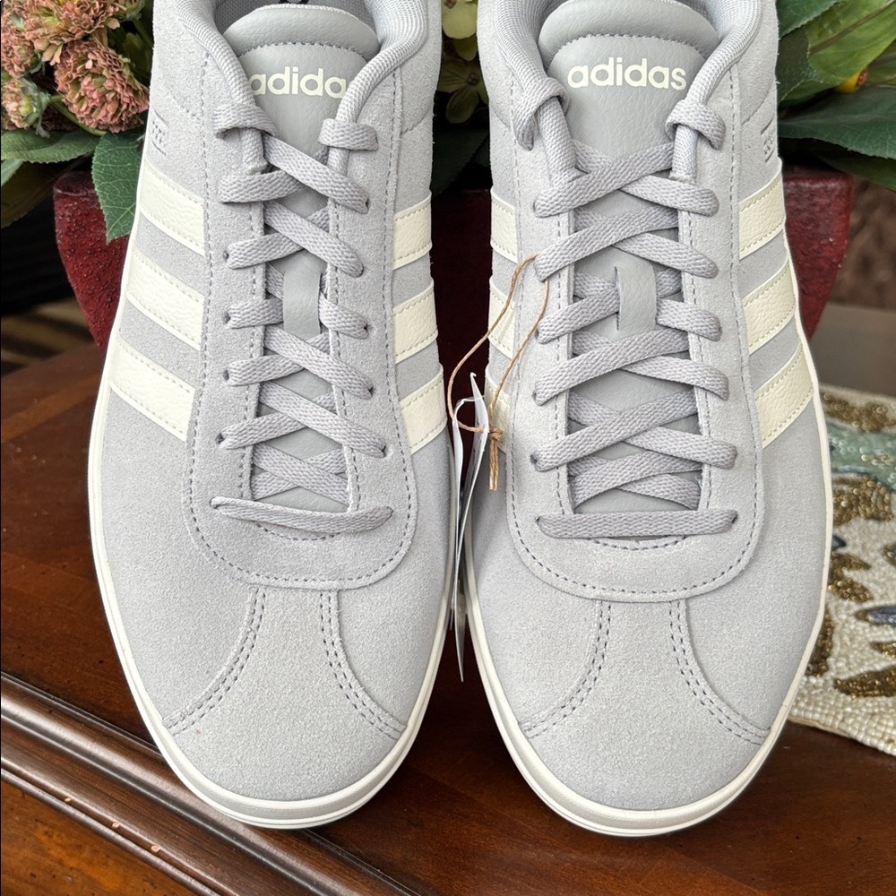 Brand New Adidas VL Court Bold Sneakers Lace Up Skateboarding Platform 3-Stripe - Picture 3 of 16